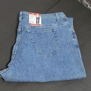 LEE Riders Relaxed Fit with tummy control Size 18w